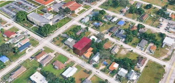 1923 High Street, Fort Myers, FL 33916