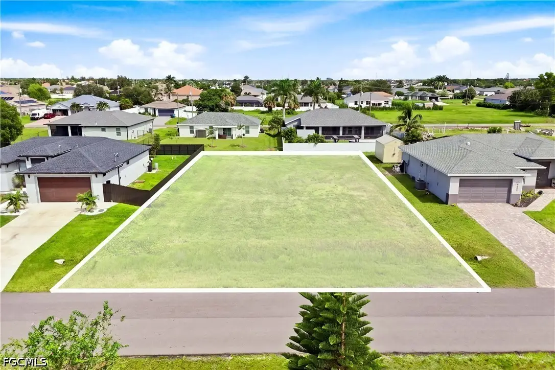 1705 NW 4th Terrace, Cape Coral, FL 33993 - #1