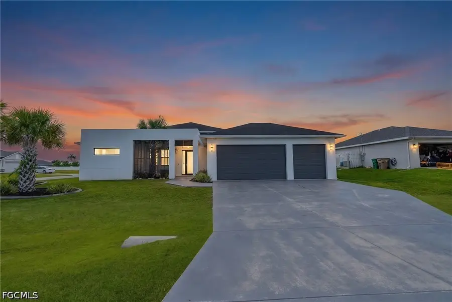 616 NW 2nd Street, Cape Coral, FL 33993 - #2