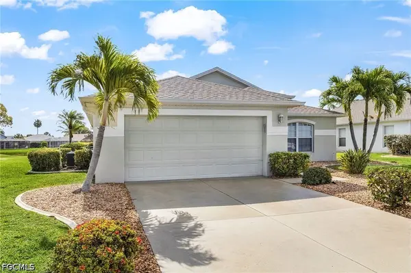 15591 Beach Pebble Way, Fort Myers, FL 33908