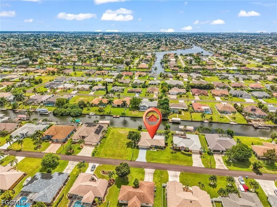 216 SE 30th Terrace, Cape Coral, FL 33904 - #2