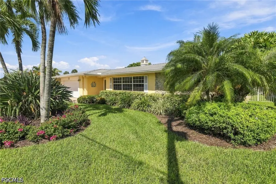 5305 Malaluka Court, Cape Coral, FL 33904 - #2