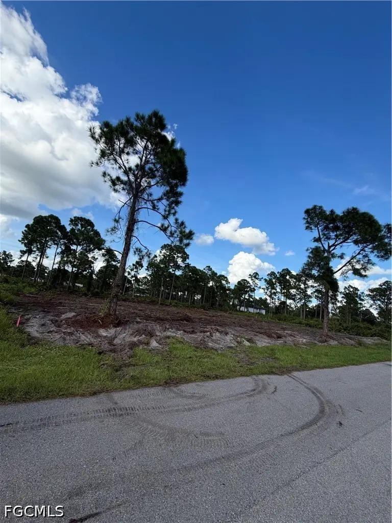 1109 Garibaldi Street E, Lehigh Acres, FL 33974 - #1
