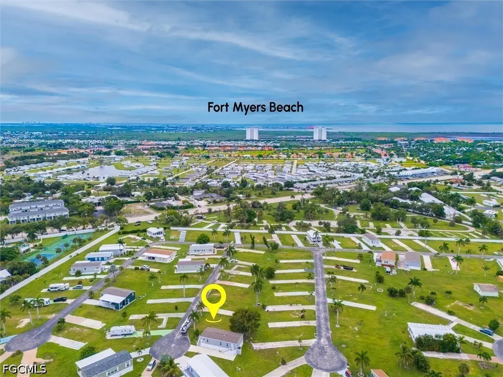 33 Dogwood Way, Fort Myers, FL 33908 - #1