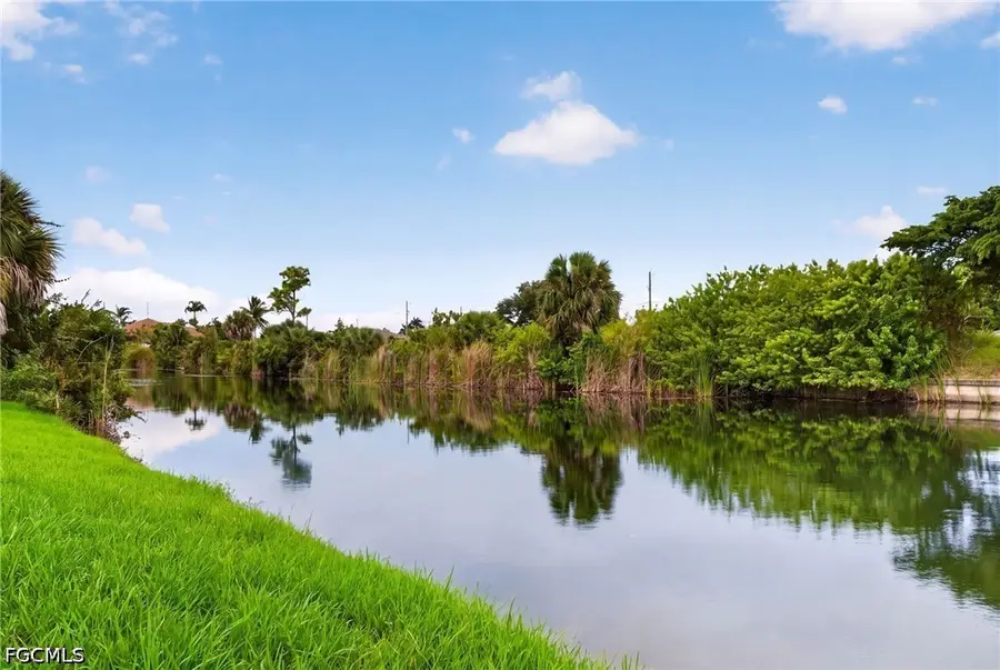 2618 NE 1st Place, Cape Coral, FL 33993 - #2