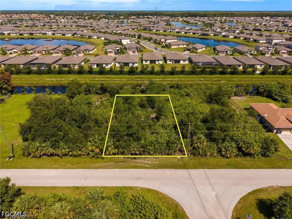 3742 Hyde Park Drive, Fort Myers, FL 33905 - #1