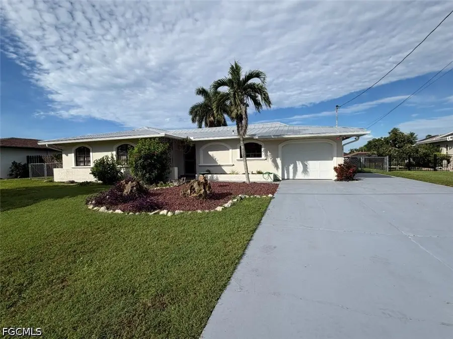 3754 SE 1st Place, Cape Coral, FL 33904 - #2