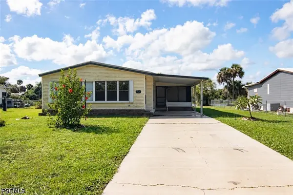 2425 Zoysia Lane, North Fort Myers, FL 33917
