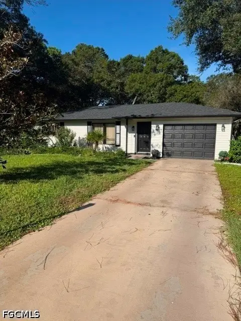 19 Hamilton Avenue, Lehigh Acres, FL 33936