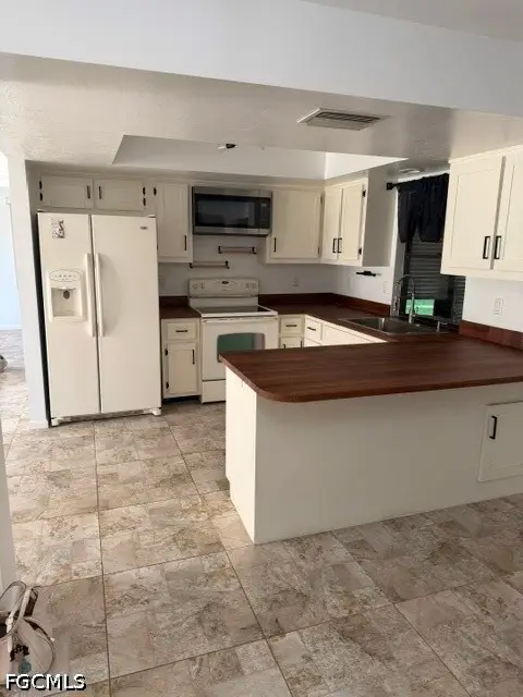 19 Hamilton Avenue, Lehigh Acres, FL 33936 - #3