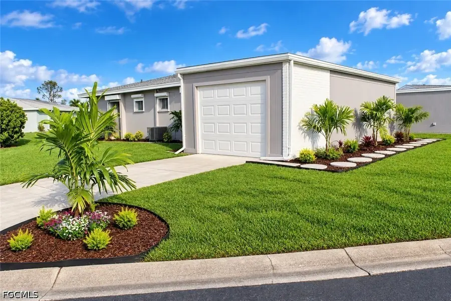 8381 Antigua Court, Fort Myers, FL 33907 - #3