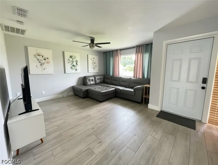 3801 SE 10th Avenue, Cape Coral, FL 33904 - #2
