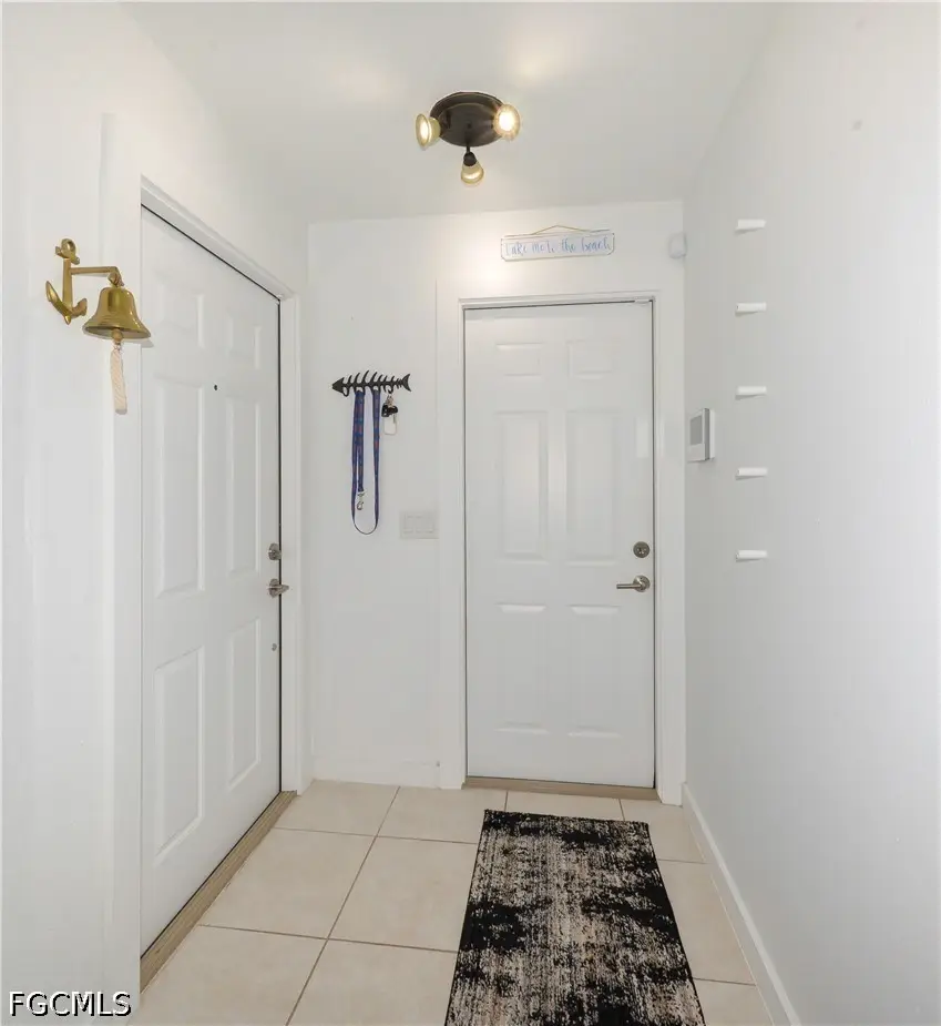 3820 SE 10th Place, Cape Coral, FL 33904 - #3