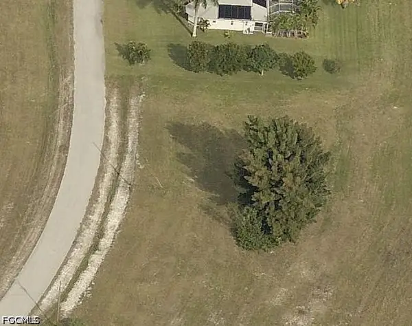 329 SW 24th Place, Cape Coral, FL 33991