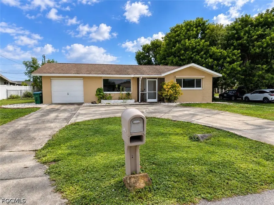 1204 SE 35th Street, Cape Coral, FL 33904 - #2
