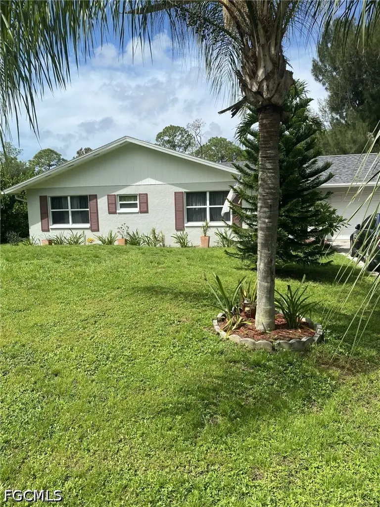 20503 Fern Circle, North Fort Myers, FL 33917 - #1