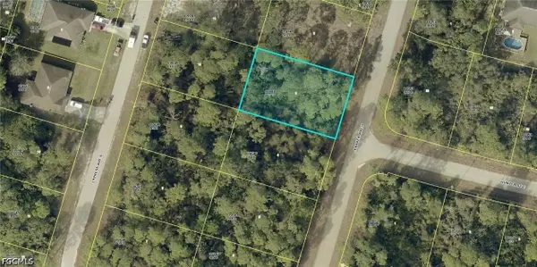 570 Parker Avenue S, Lehigh Acres, FL 33974
