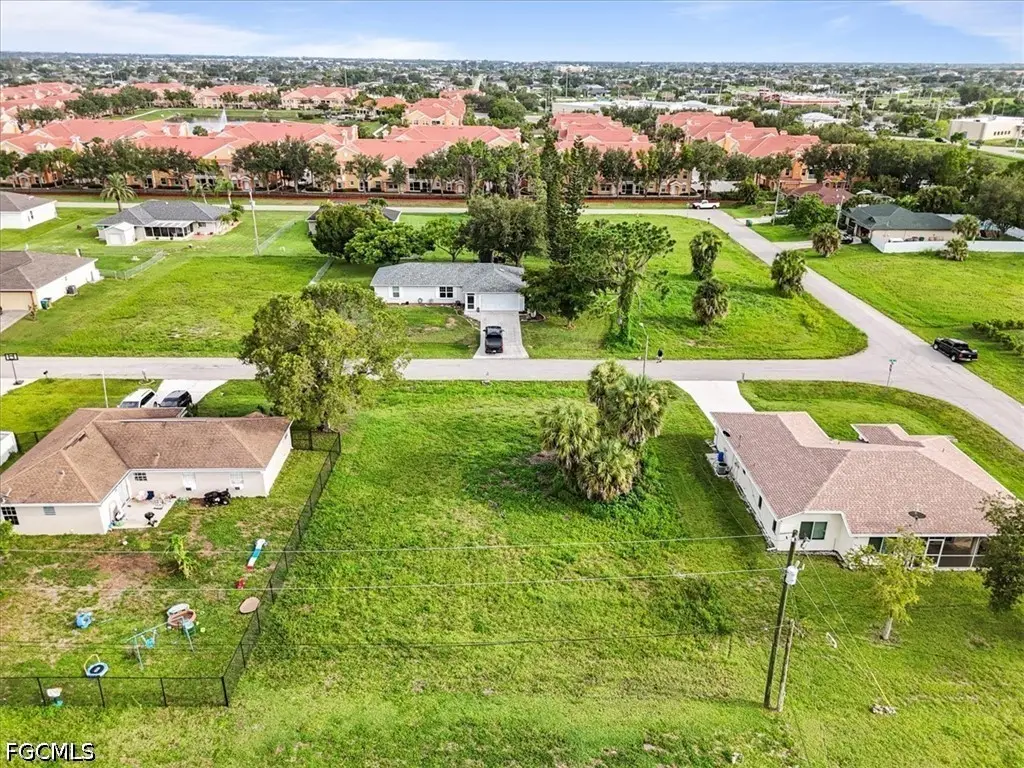 1705 NE 26th Terrace, Cape Coral, FL 33909 - #1
