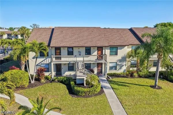 9290 Lake Park Drive #201, Fort Myers, FL 33919