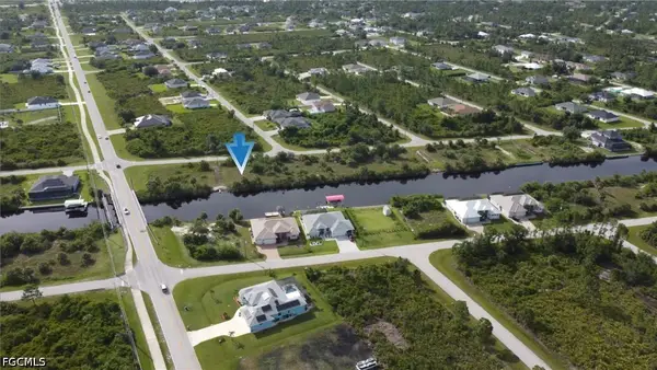 8584 Santa Cruz Drive, Port Charlotte, FL 33981
