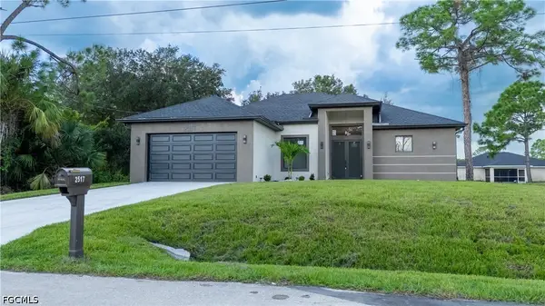 2517 39th Street W, Lehigh Acres, FL 33971