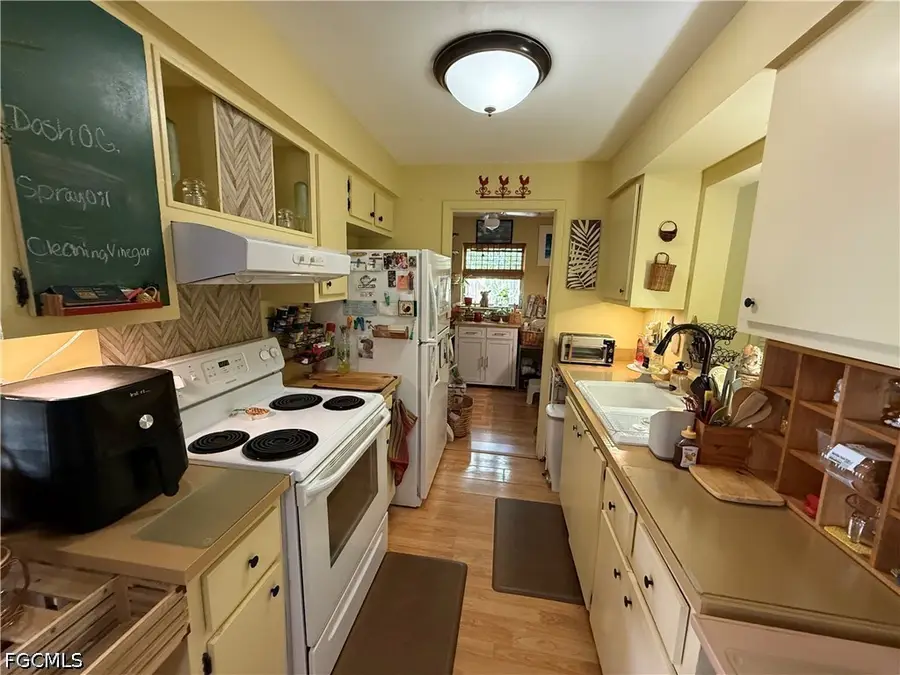 1635 Kensington Court, Fort Myers, FL 33907 - #3