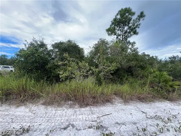 4187 E 27th Street, Alva, FL 33920