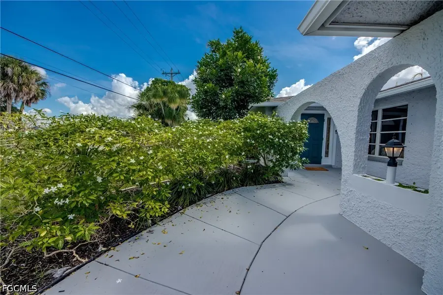 930 E Archer Parkway, Cape Coral, FL 33904 - #3