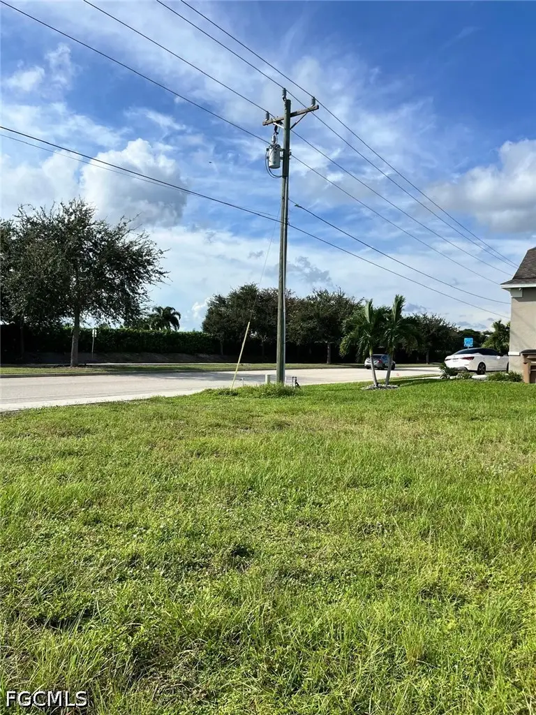 2001 Surfside Boulevard, Cape Coral, FL 33991 - #2
