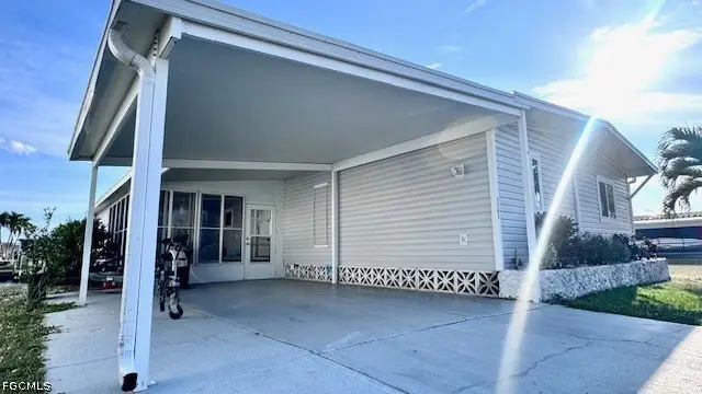 5545 Sir Walter Way, North Fort Myers, FL 33917 - #2