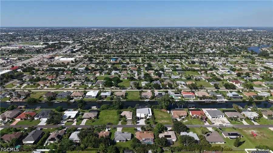 209 SE 28th Terrace, Cape Coral, FL 33904 - #3