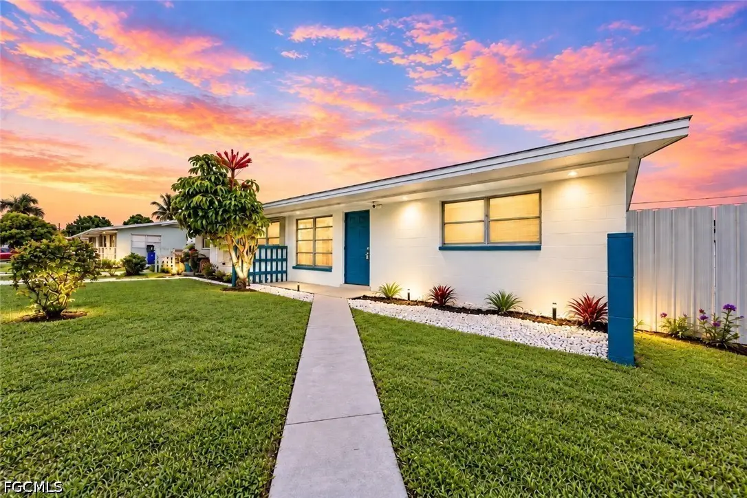 1117 Vineyard Street, Lehigh Acres, FL 33936 - #1