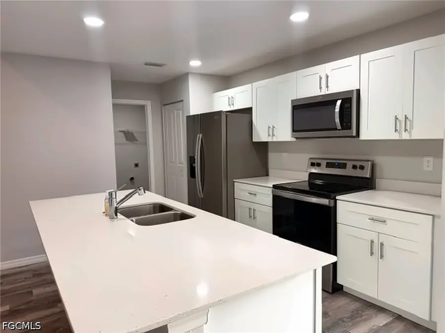 202 NW 25th Place, Cape Coral, FL 33993 - #3