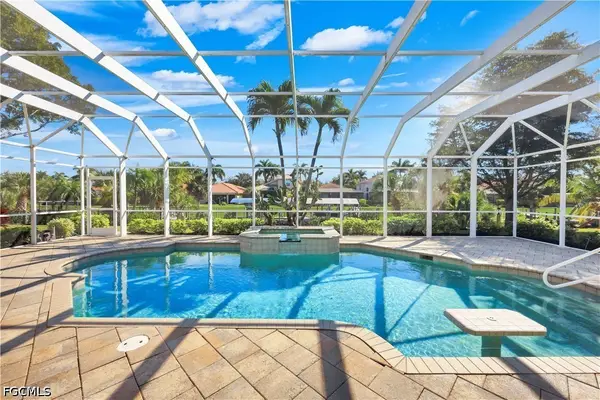 9214 Palm Island Circle, North Fort Myers, FL 33903