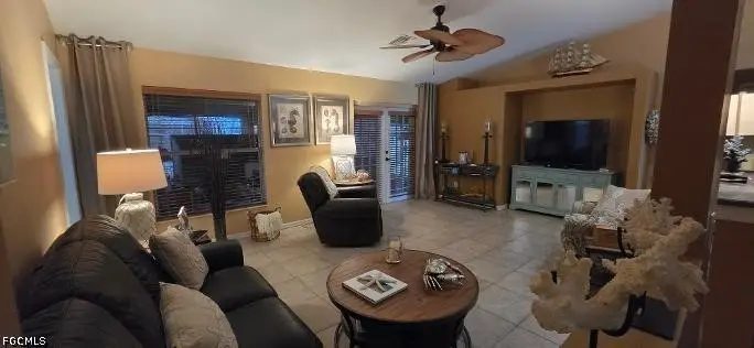 118 SE 41st Terrace, Cape Coral, FL 33904 - #2