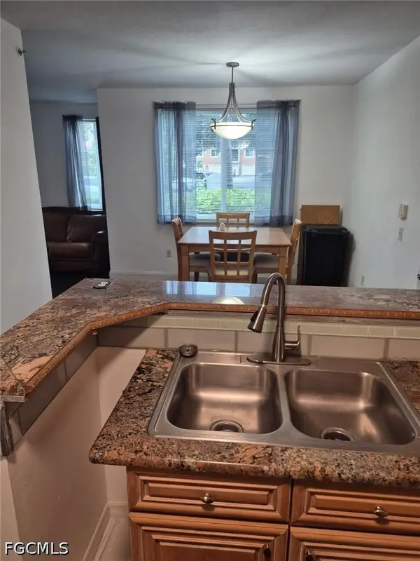 1220 Reserve Way #107, Naples, FL 34105