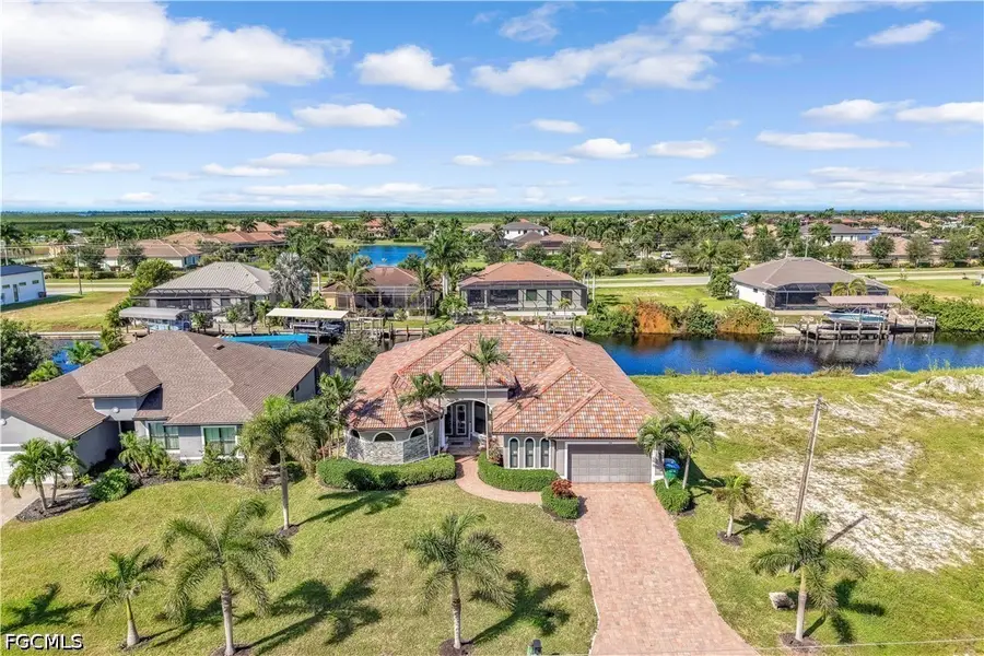 828 NW 39th Avenue, Cape Coral, FL 33993 - #3