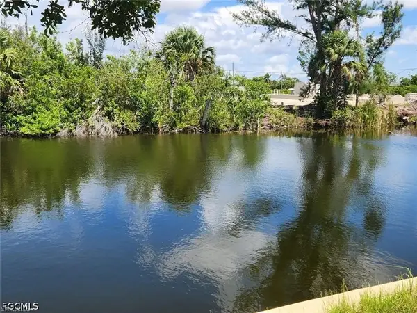 1116 NW 28th Avenue, Cape Coral, FL 33993
