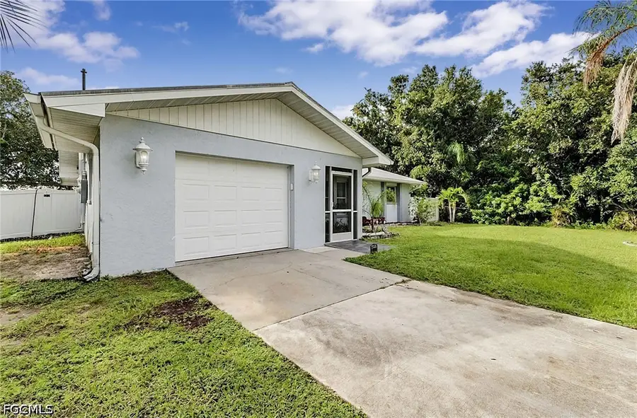 732 Haleybury Street, Port Charlotte, FL 33948 - #2