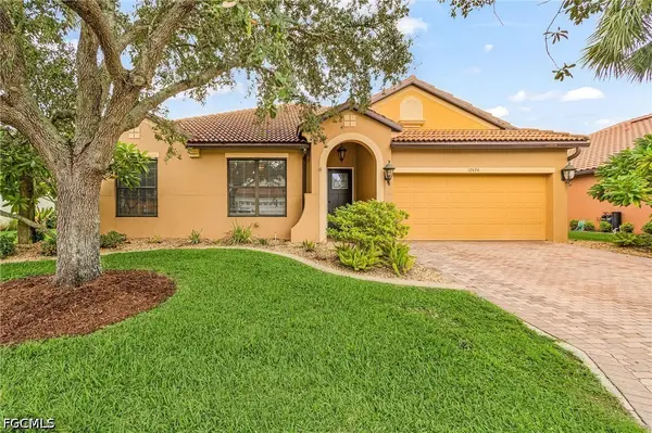 12424 Country Day Circle, Fort Myers, FL 33913