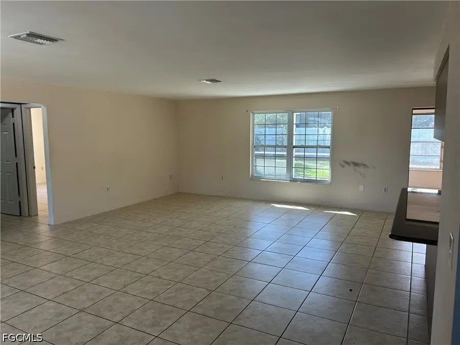 1318 SE 12th Street, Cape Coral, FL 33990 - #2