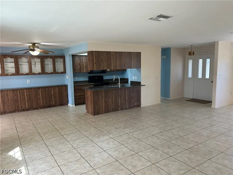 1318 SE 12th Street, Cape Coral, FL 33990 - #3