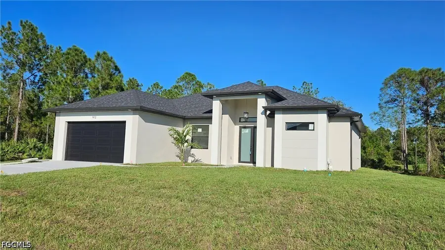 912 Hibiscus Avenue, Lehigh Acres, FL 33972 - #2