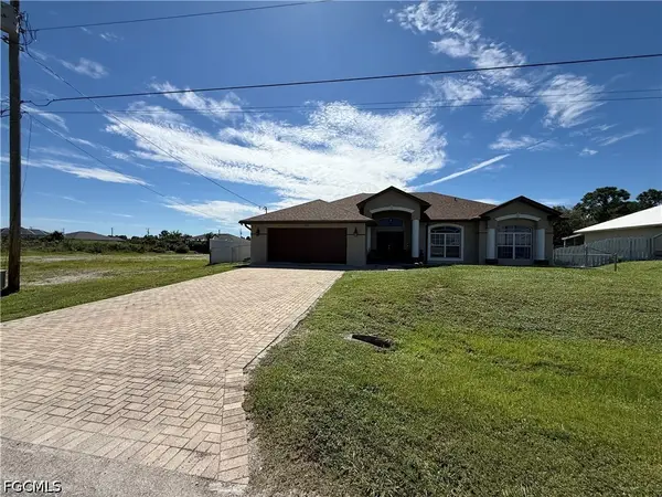 3315 37th Street Sw, Lehigh Acres, FL 33976