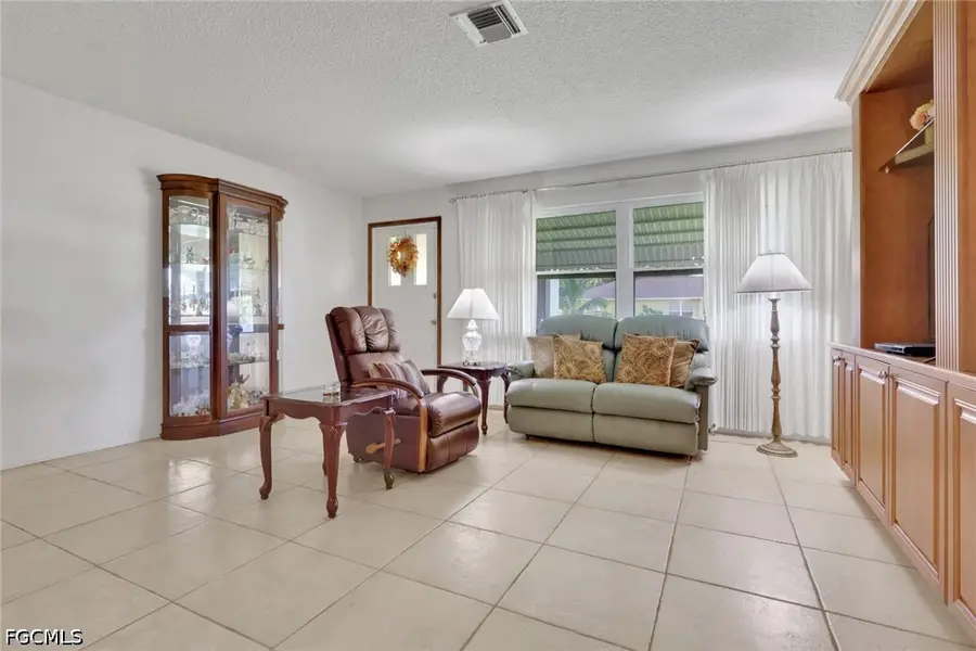 14050 Caribbean Boulevard, Fort Myers, FL 33905 - #3