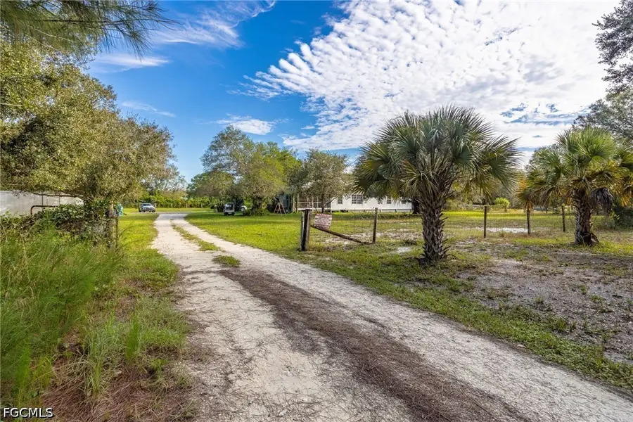4410 Fort Adams Avenue, Labelle, FL 33935 - #3