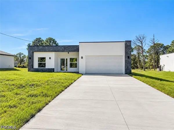 2903 43rd Street W, Lehigh Acres, FL 33971