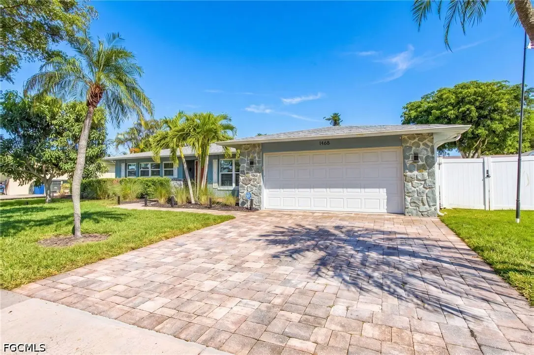 1468 N Larkwood Square, Fort Myers, FL 33919 - #1