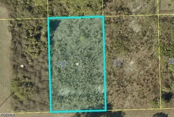 3506 71st Street W, Lehigh Acres, FL 33971