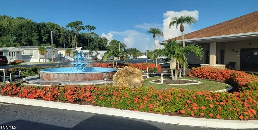 146 Caravan Circle, North Fort Myers, FL 33903 - #2